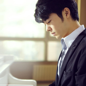 婬荡的短裙教师麻麻
